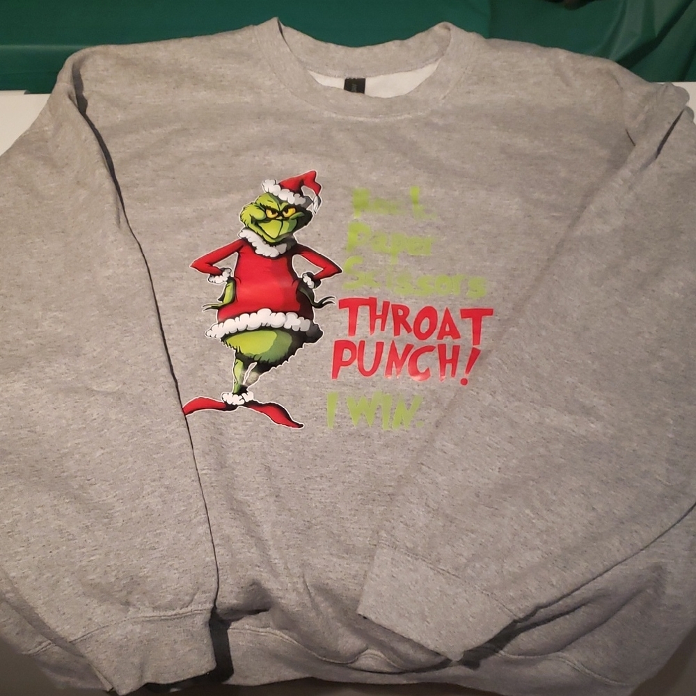 Gildan Gray Heavy Blend Sweatshirt